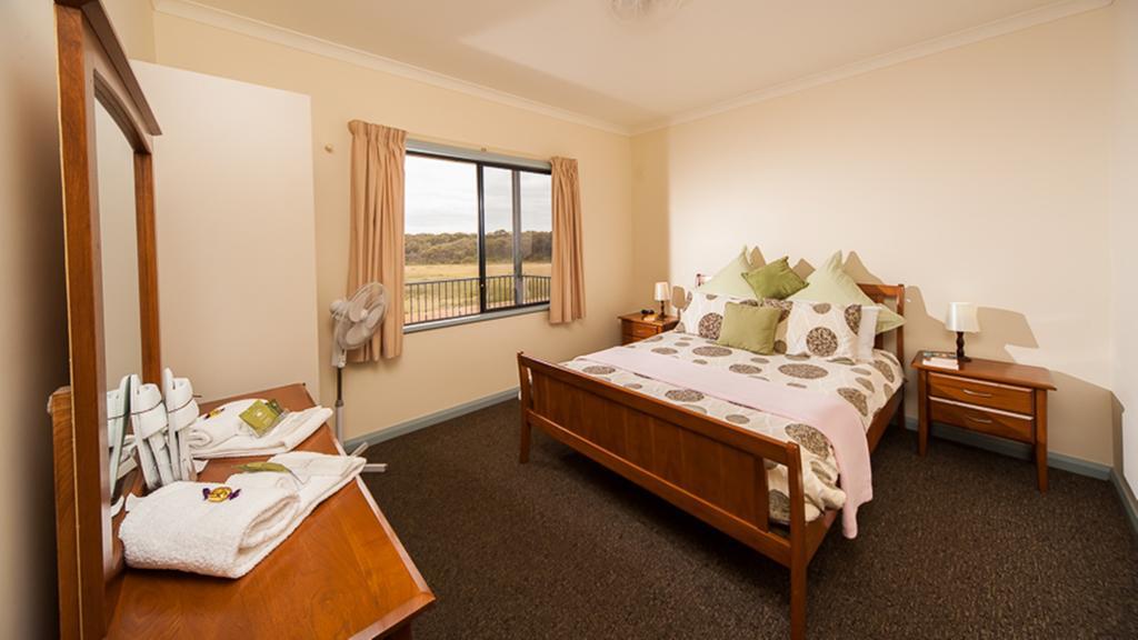 Nutkin Lodge Nornalup Room photo